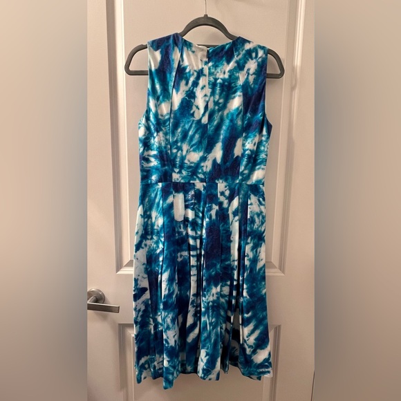 Calvin Klein Dress With Pockets - Size 10 - Picture 2 of 4